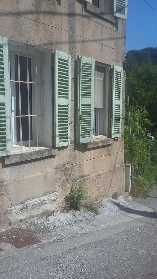 Appartement Dans Hameau Provencal 阿洛 外观 照片