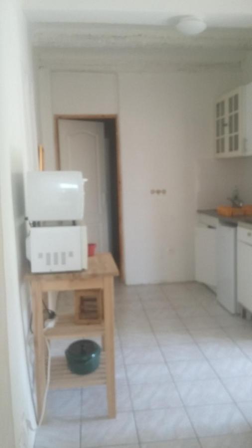 Appartement Dans Hameau Provencal 阿洛 外观 照片